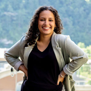 Meet your Posher, Lyndsie